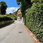 Le Rondini - Courtyard With Balcony & Terrace