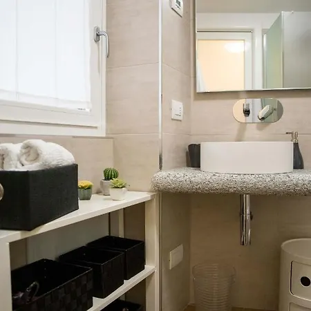 Lejlighed Le Rondini - Courtyard With Balcony & Terrace